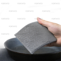 Large Thin Chainmail Scrubber with Silicone Insert